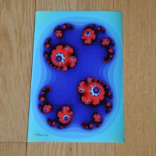 Julia-photo-fond-neutre Fractale de Mandelbrot Julia bleu, par Mathérialis'Art